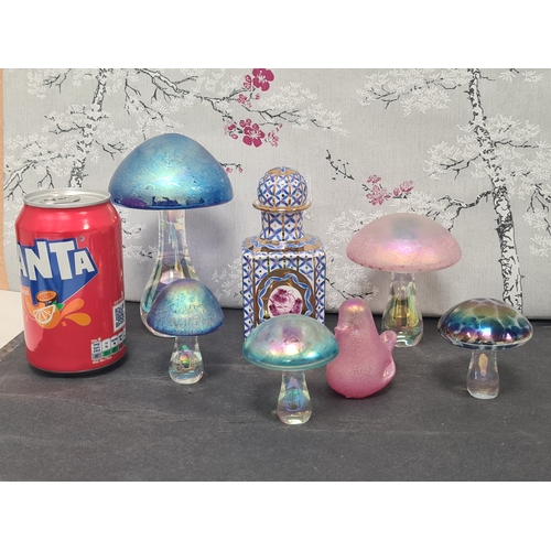 432 - Charming collection of 5 pastel iridescent glass mushroom ornaments, a pink glass bird and an ornate... 