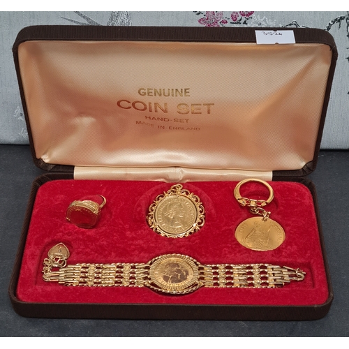 803 - Vintage genuine coin jewellery set with yellow metal/gold gilt to include: bracelet with half Penny,... 