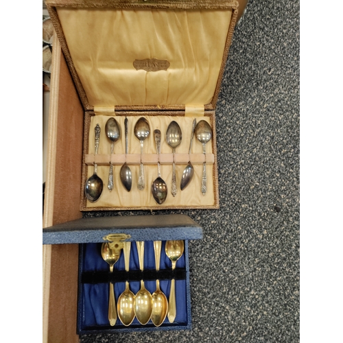 592 - Assortment of spoons and other cutlery/tea service items, this includes some gold plated/silver plat... 