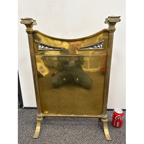 645 - Solid brass Edwardian fire guard.