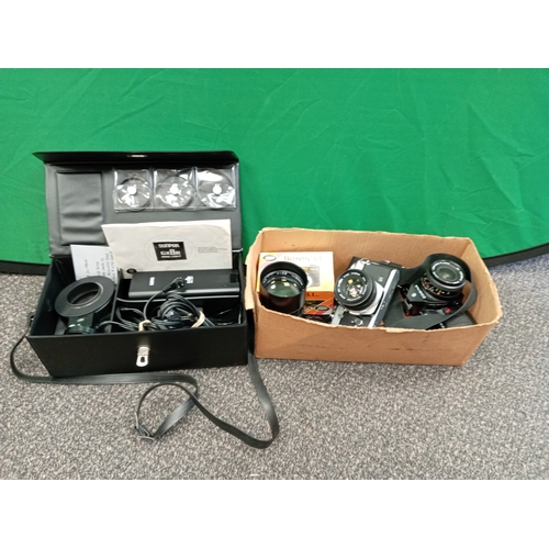 694 - Lot of vintage cameras. Including a Cosina CS-1, a Boots Beirette, Brownie Six - 20 folding Brownie,... 