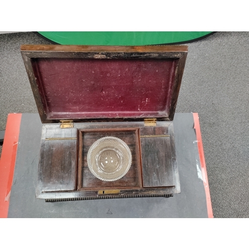 594 - Antique Regency rosewood Tea caddy/ Sarcophagus with mixing bowl.
Very slight damage on front corner... 