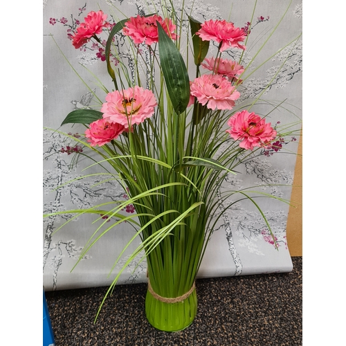 19 - Job lot of ladies accessories & floral items to include: free standing pink bouquet, Baylis & Hardin... 