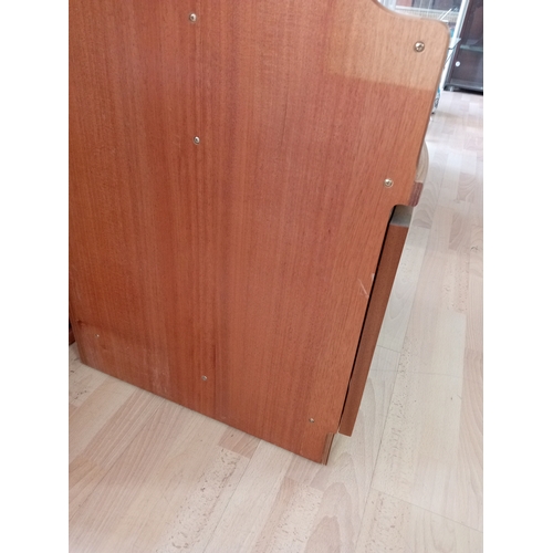 101 - A mid century Modern MCM teak Parker Knoll Nathan Corner display cabinet. Measures H 194cm x D 44cm ... 