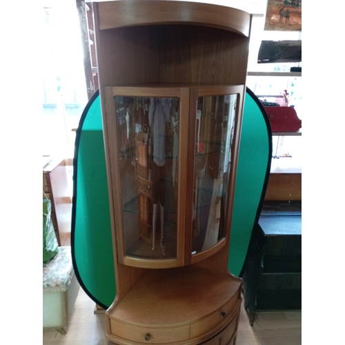 101 - A mid century Modern MCM teak Parker Knoll Nathan Corner display cabinet. Measures H 194cm x D 44cm ... 
