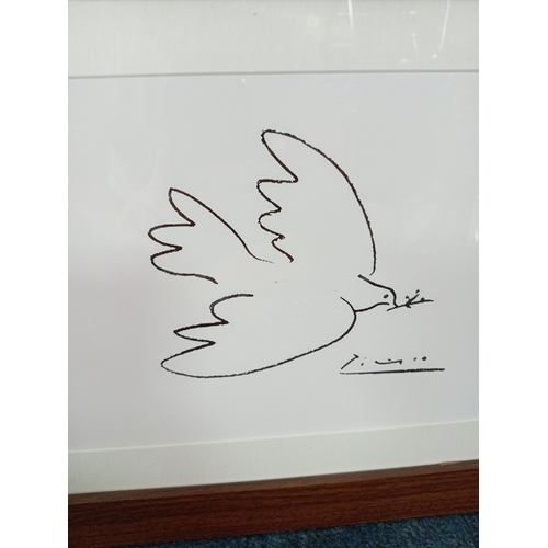 149 - A framed lithograph of Pablo Picasso 'Dove of peace' measures 42cm x 35cm.