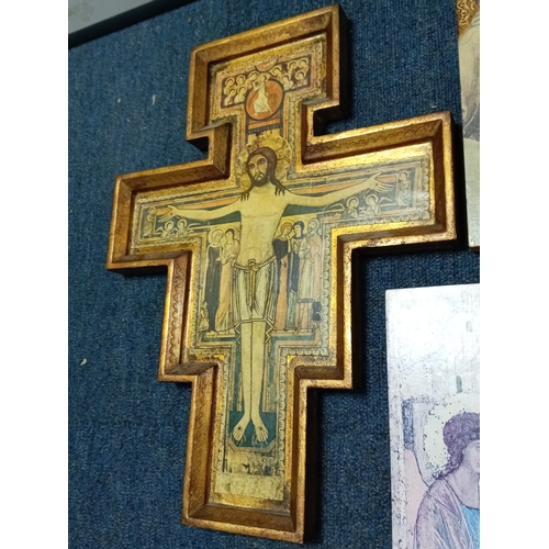 254 - A collection of 6 religious icon prints on wood one is carved.