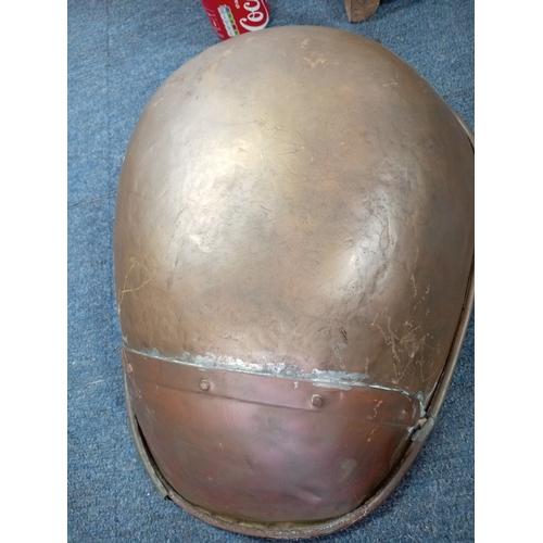 5 - A vintage set of Bush & Hall shop weighing scales. With brass pan.