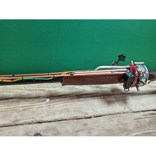 11 - A unique flamethrower artwork by W. Hudson. Length 122cm.