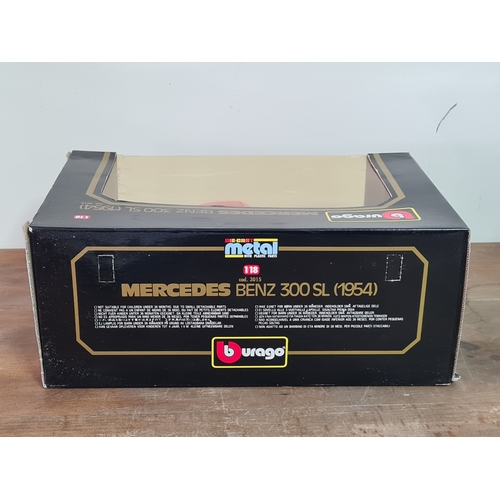 176 - Bburago diecast Model Car Red Mercedes Benz 300 SL 1954, Scale 1/18 with original box. Ref 3015