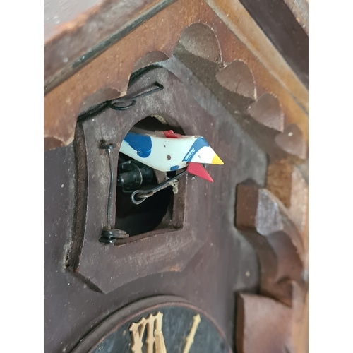 15 - Vintage Wooden Cuckoo Clock. Main body measures H29cm xW18cm xD13cm. From a house clearance and unte... 