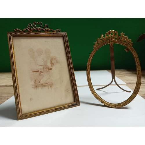 18 - A selection of trinkets, jewelry, a single clock, pair of Miranda binoculars, a multi tool pocket kn... 