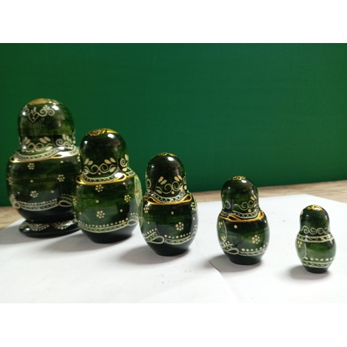 204 - A complete set of 5 Russian nesting dolls