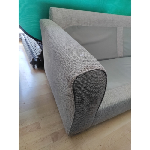 155 - A marks and Spencer 3 seat sofa in excellent condition. H 86 cm x W 210 cm x D 90 cm