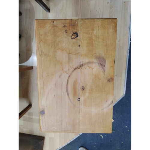 156 - A vintage pine wine rack with space for 24 bottles H 92 cm x W 39 cm x D 26 cm