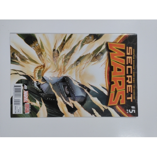 186 - A collection of marvel comics To include secret wars issues 5-9 , secret wars battleworld issue 002,... 