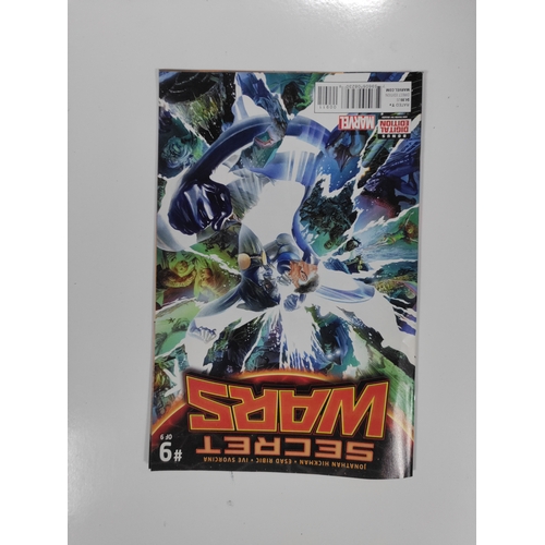 186 - A collection of marvel comics To include secret wars issues 5-9 , secret wars battleworld issue 002,... 