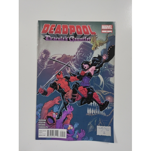 188 - A full set of marvel Deadpool Dracula's gauntlet 1-7 & 3 Deadpool & Mrs. Deadpool