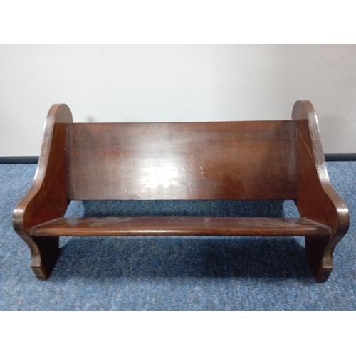 41 - A dark oak bookshelf. H 19 W 38