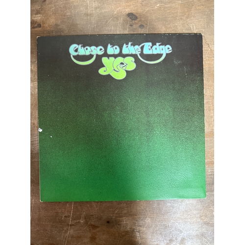 564 - Yes close to the edge - All vinyl records albums in this sale are very good or better unless stated ... 