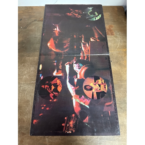 571 - The yes album - All vinyl records albums in this sale are very good or better unless stated otherwis... 