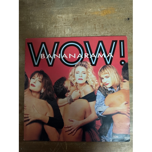 585 - Wow bananarama - All vinyl records albums in this sale are very good or better unless stated otherwi... 