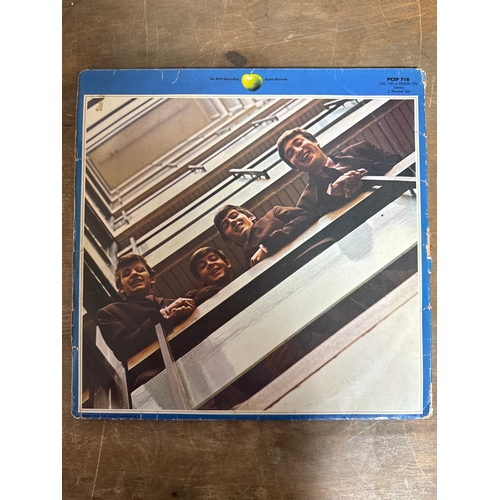 591 - Beatles blue album - All vinyl records albums in this sale are very good or better unless stated oth... 