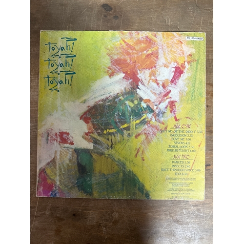 592 - Toyah - All vinyl records albums in this sale are very good or better unless stated otherwise - Cove... 