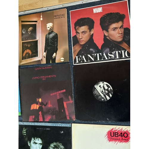 606 - Collection of vinyl records in various conditions