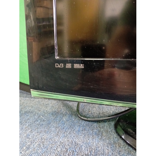 72 - A 32 inch Samsung TV, no remote included.