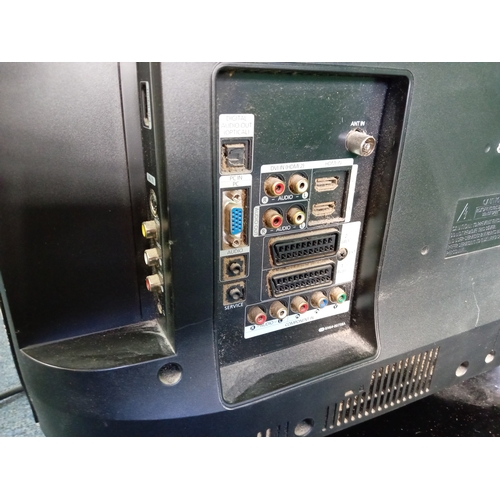 72 - A 32 inch Samsung TV, no remote included.