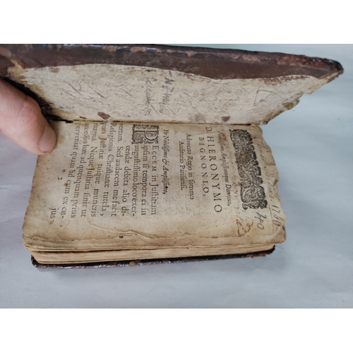 83 - A collection of 18th century leather bound books. To include; La vie De Marianne ou Les avantures De... 