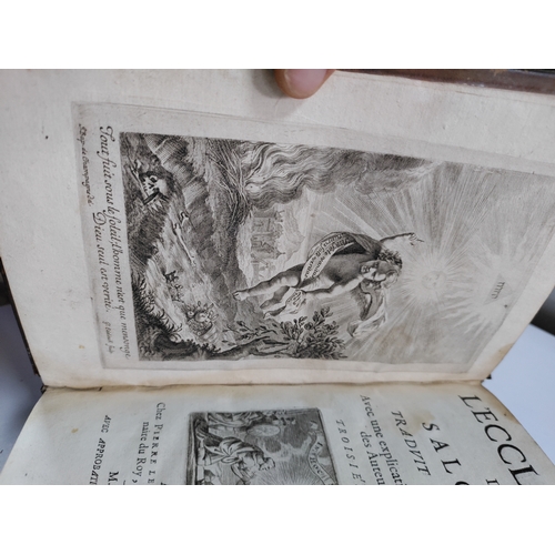 86 - An antique 16th century book titled L'Ecclesiaste De Salomon Tradvit en Francois. Dated 1676.