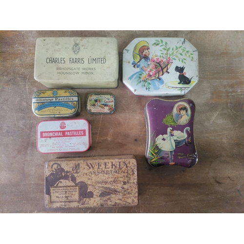 90 - A collection of antique and vintage tins