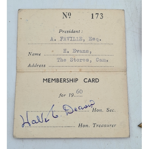 249 - A trio of WW1 medals to include 1915 star, war and victory medals. Harry Evans, 2511, 1/5th Gloucest... 