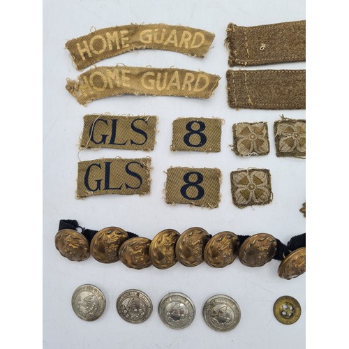 249 - A trio of WW1 medals to include 1915 star, war and victory medals. Harry Evans, 2511, 1/5th Gloucest... 