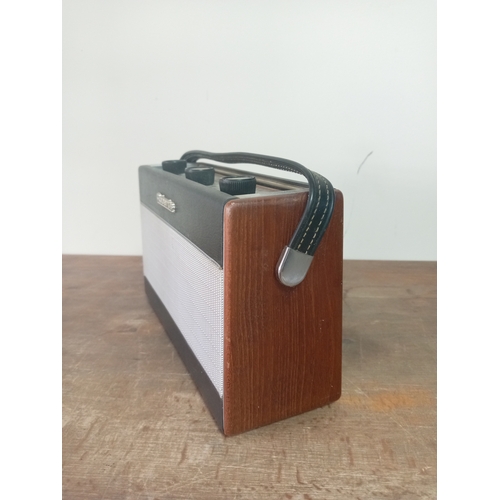 13 - Roberts Vintage Model R303 Black Brown MW LW Portable Radio