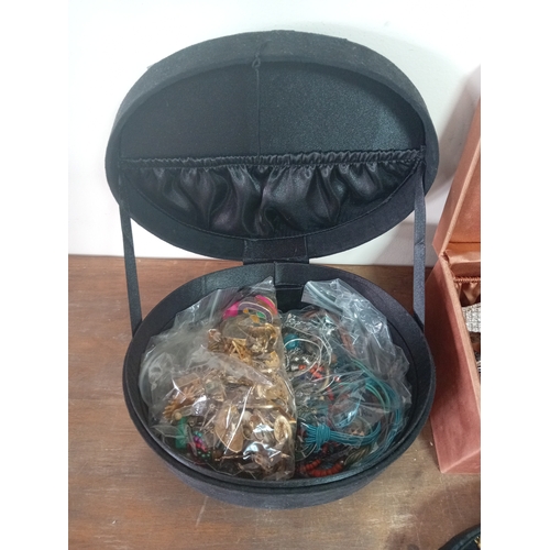 399 - Assortment Of Women's Costume Jewellery Including Earrings, Rings, Bracelets, ETC