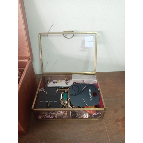 399 - Assortment Of Women's Costume Jewellery Including Earrings, Rings, Bracelets, ETC