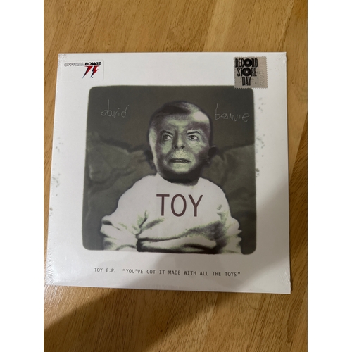709 - David Bowie toy EP  - Brand new vinyl album sealed