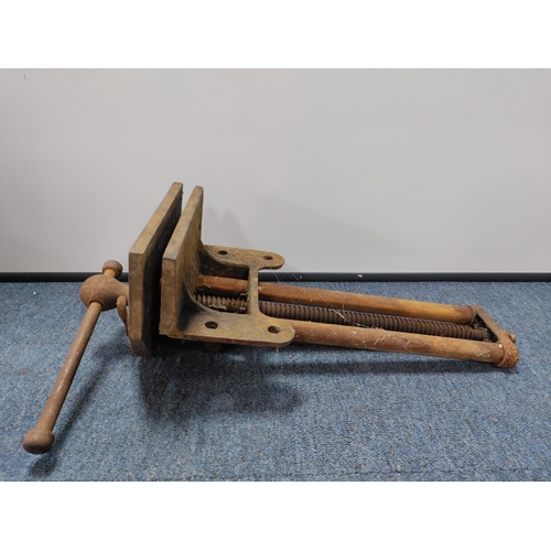 31 - A pair of woodworking & bench vices.