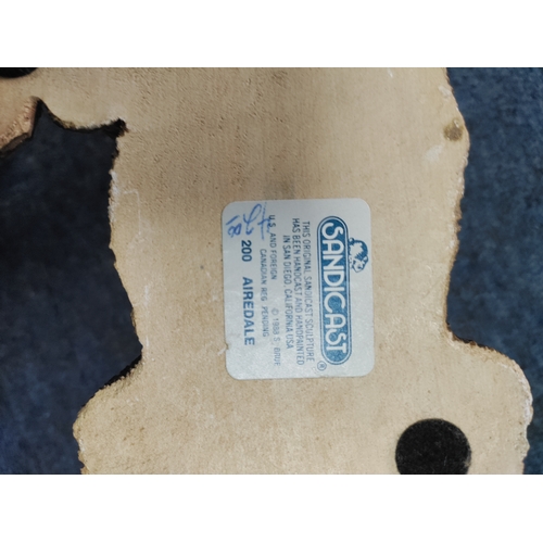 40 - A collection of Beswick Airedale terrier, a sandicast Airedale terrier, and Moreton manor by Lillipu... 