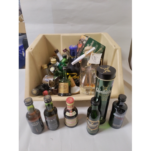 250 - A Job Lot of various Alcohol, to include; A 5 cl bottle of Dow's Midnight Port, a 5 cl bottle of M&S... 
