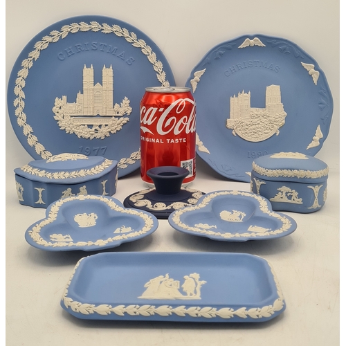 245 - A collection of 8 pieces of Wedgwood Jasperware in Blue. Includes a 1977 plate; a 1980 plate; 2 lidd... 