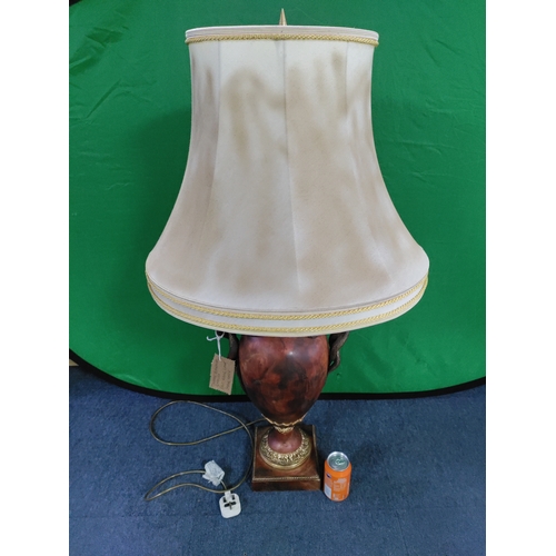 Lot 98        