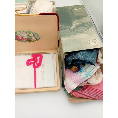 217 - A large quantity of vintage linen handkerchiefs from the 1930,s / 1940's. APX 70
