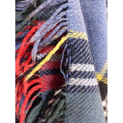 218 - A large vintage Scottish all wool Swando woollen blanket shawl a few tassels missing around the edge... 