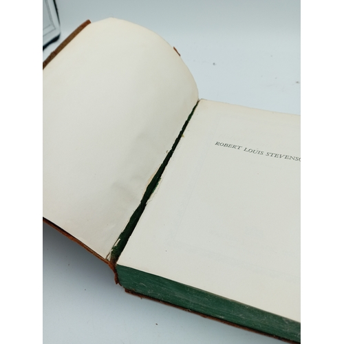 41 - The Works Of Robert Louis Stevenson In One Volume Walter J Black New York Printed In The USA

Some d... 