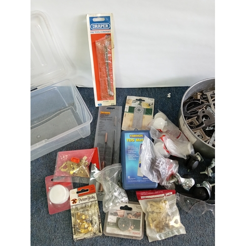 58 - A mixed collection of door letters, a small storage box, a pair of safety glasses, picture hooks, a ... 