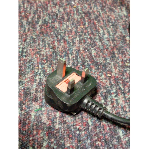 21 - A working power it! Palm sander with box & instructions.